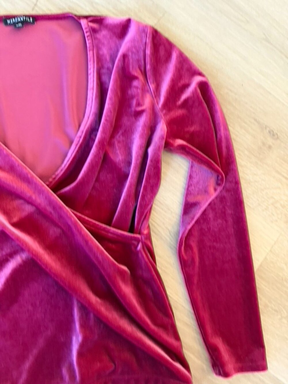 J Crew Mercantile Velvet Wrap Top Womens Sz M Berry Red Stretch Ballerina Blouse - Picture 4 of 7